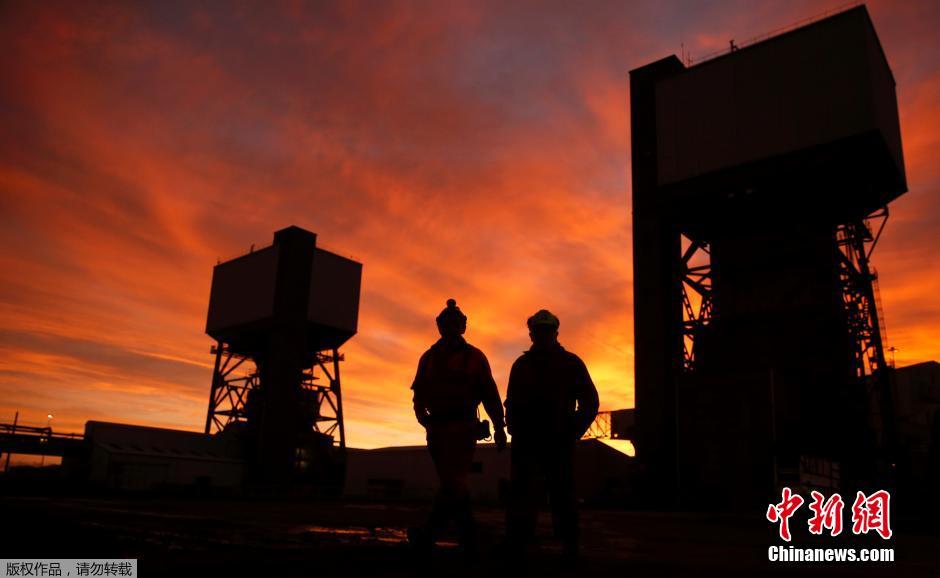 Ӣ���ر����һ��ú�� ú̿��ҵ�˳���ʷ��̨