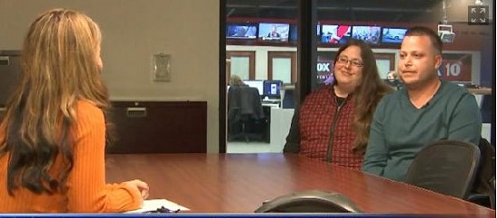 奔丧母子错过航班好心飞行员调转机头重回登机口