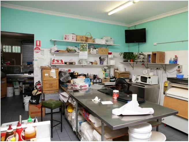 Ϥ�������������150�����ж���һ�и������ʸ������ϰ���ֽ����Ǹ����ʾ������ṩʳ��