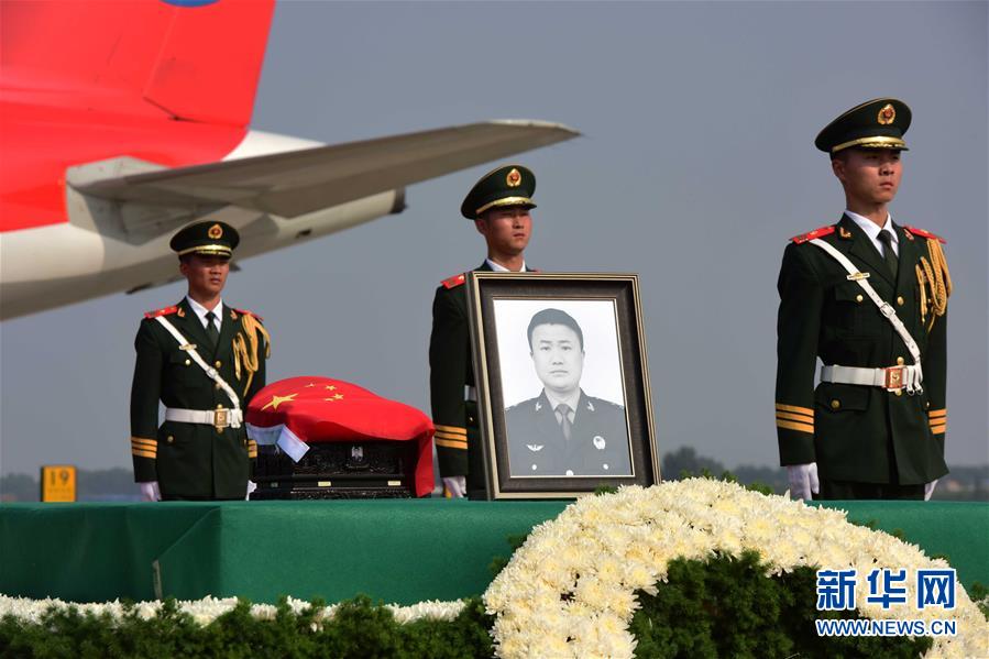 ά��������ʿ������������