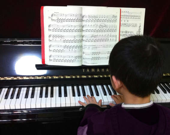 ������׳���ڻ�������ҷ���԰��