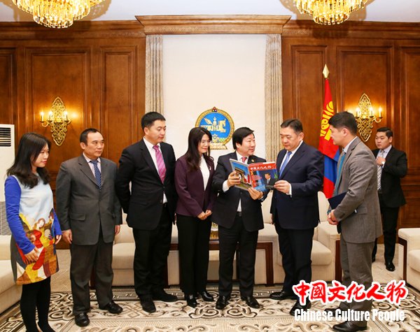 ��ɽ��ѧ�»�ѧԺ��һ��һ·���Ļ�����������ѧ