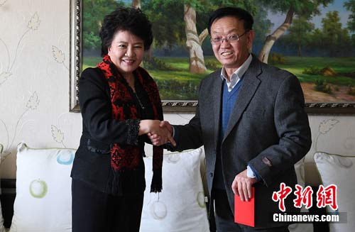 59��Ĺ���ר�Һ�Ԫ�����п�Ժ������̬������Դ�о�Ժ�о�Ա��2001���Ӣ���ع�����������Ϊ��̬�����Ϳ��������ܳ����ף�ͬʱ����20��λ�о�������ʿ���������� ��