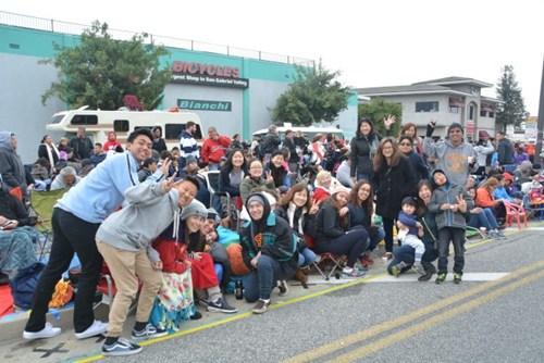 ����ʥ����ŵ�Ļ���������ھӣ���40���ˣ���ǰһ�յ��᳡��רҵռλ����(�����������ձ���/ׯ�� ��)