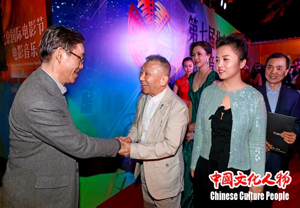 ���Ԫ��ٻ�μӵ��߽챱�����ʵ�Ӱ�����ֻ�