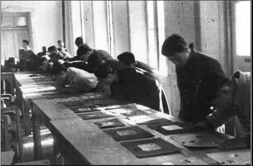 �����ϡ�ͼƬ��Դ���廪��ѧУʷ����վ