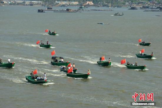 ����ͼ���洬��չ������ҵ��<a target='_blank' href='http://www.chinanews.com/'>������</a>�� ���Ʒ� ��