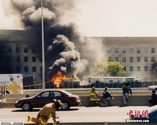 ����ͼ������FBI������2001��9��11�տֲ�����Ϯ����Ǵ�¥�����Сʱ�ڣ����������Ƭ��