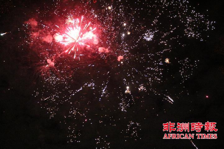 ��������Ϸ�Լ�����˽ֹ��������´��ѽڣ���ͼ��