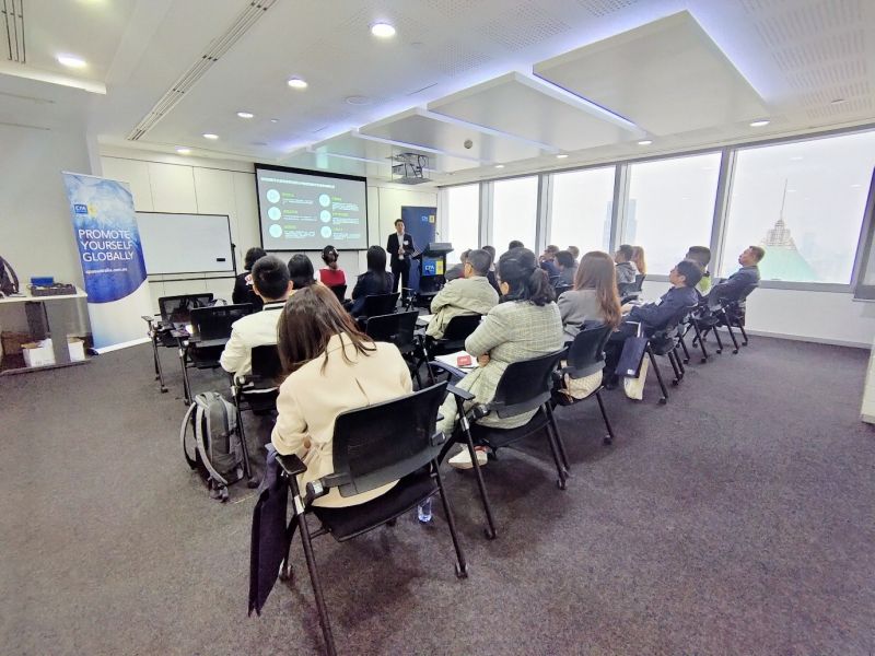 ���޻��ʦ����Я�����Ź��һ��ѧԺ�ɹ��ٰ쾫ӢCFOʤ�����������ް�