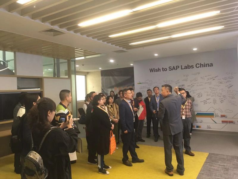 ���޻��ʦ����Я�����Ź��һ��ѧԺ�ɹ��ٰ쾫ӢCFOʤ�����������ް�