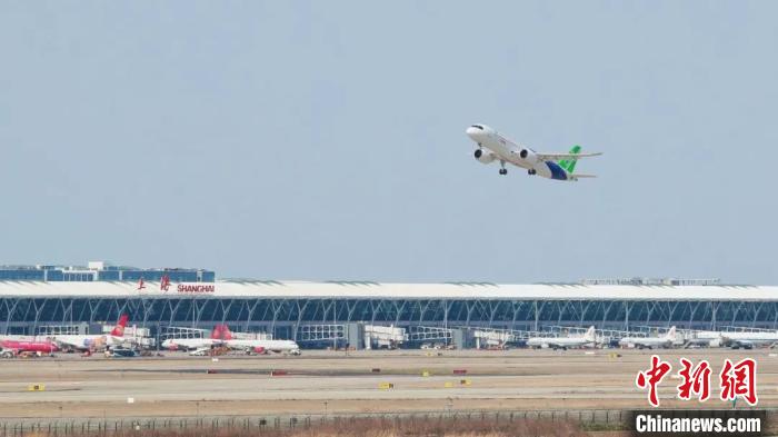 �й�C919���Ϳͻ�106�ܻ�˳��ת����Ӫ