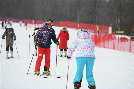 �����±�ѩ�������ӽ硱�⼮���ˡ�����ѩ����Ʒ�Ļ���