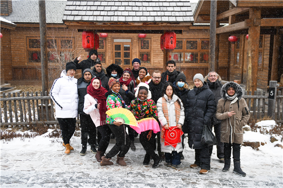 �����±�ѩ�������ӽ硱�⼮���ˡ�����ѩ����Ʒ�Ļ���