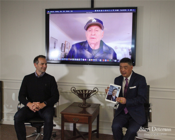 中美“三剑客”纵论街头艺术_黄建南:石峁壁画是街头艺术的鼻祖 中美“三剑客”纵论街头艺术_黄建南:石峁壁画是街头艺术的鼻祖