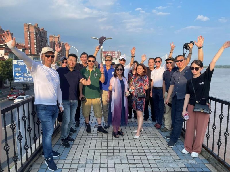 图片 13.jpg 图片 13.jpg