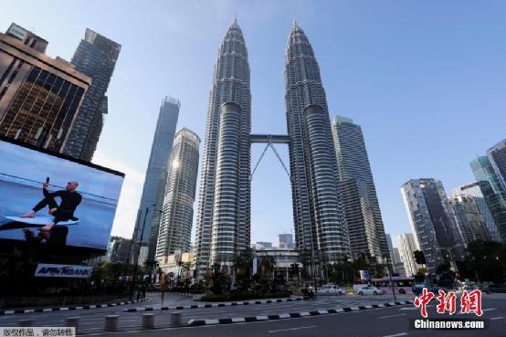 lyly7b2142027c64916903638db3f005d9a.jpg lyly7b2142027c64916903638db3f005d9a.jpg