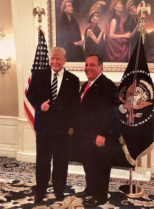 特朗普再度当选美国总统,油画作品《祷》成中美文化交流佳话 特朗普再度当选美国总统,油画作品《祷》成中美文化交流佳话