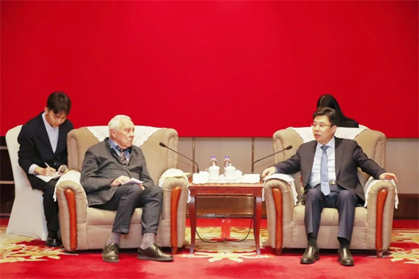 法国媒体代表团访问杭州,共探深化交流合作新机遇 法国媒体代表团访问杭州,共探深化交流合作新机遇